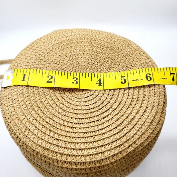 Floral Daisy Circular Rattan Woven Zip Closure Crossbody Shoulder Bag Unbranded - Picture 9 of 10